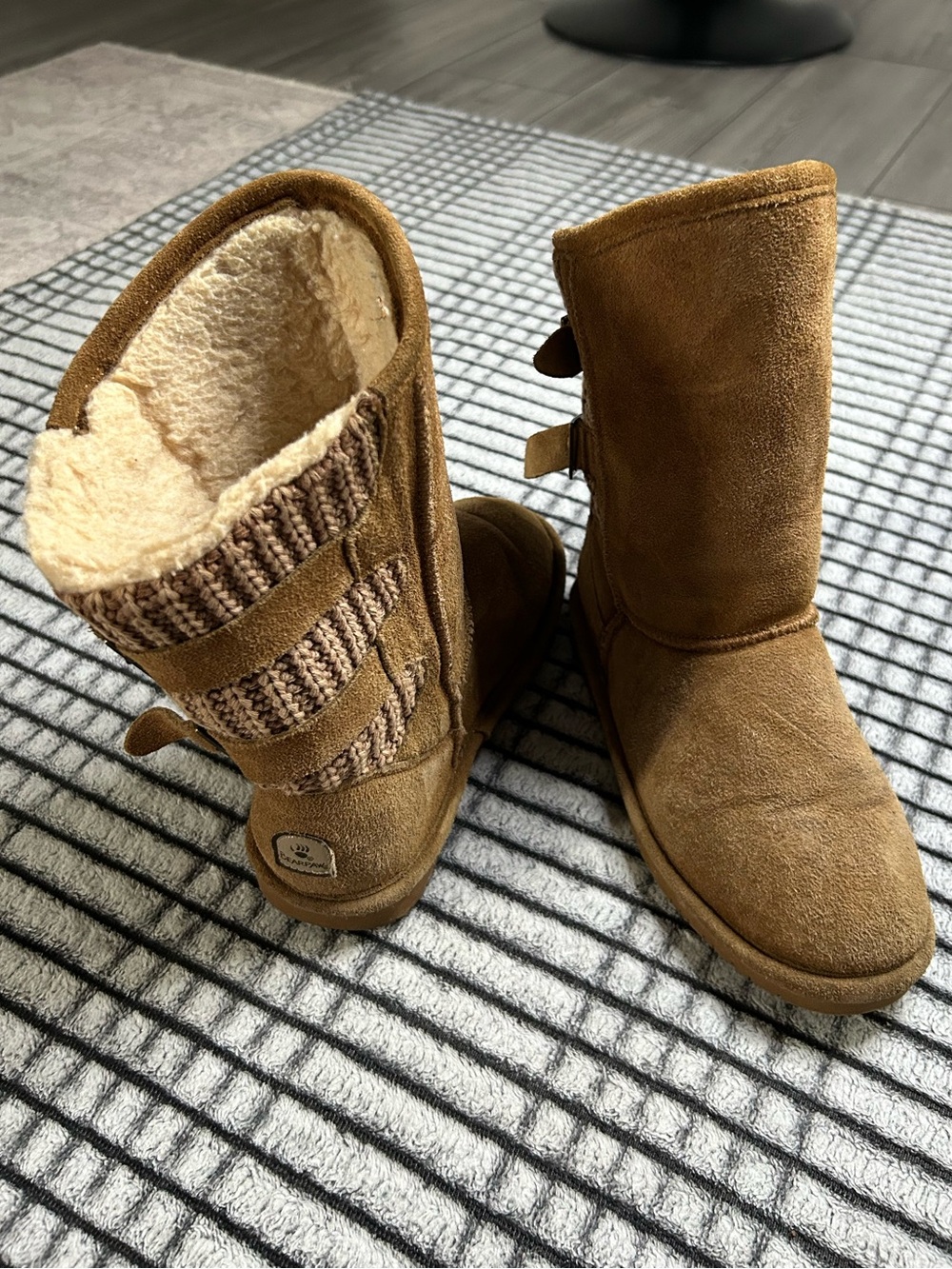 Girls BearPaw Boshie Mid-Calf Boots (4Y)